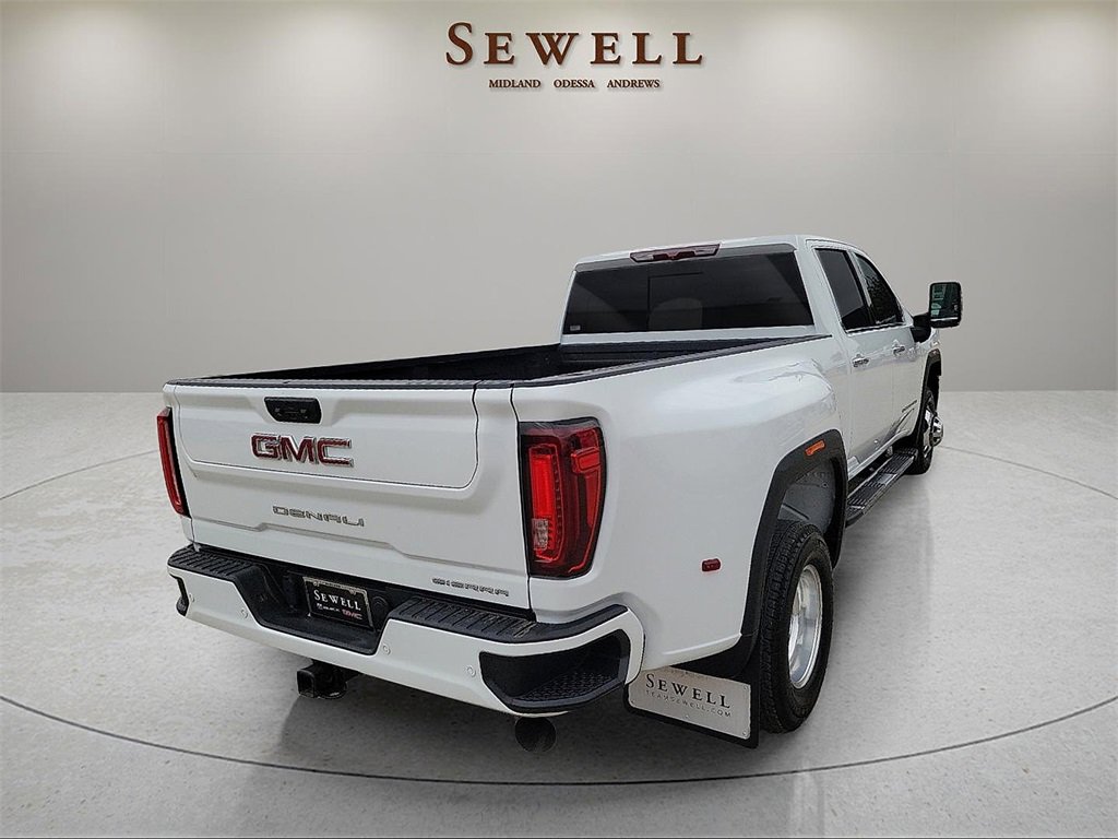 Used 2022 GMC Sierra 3500 Denali image 5