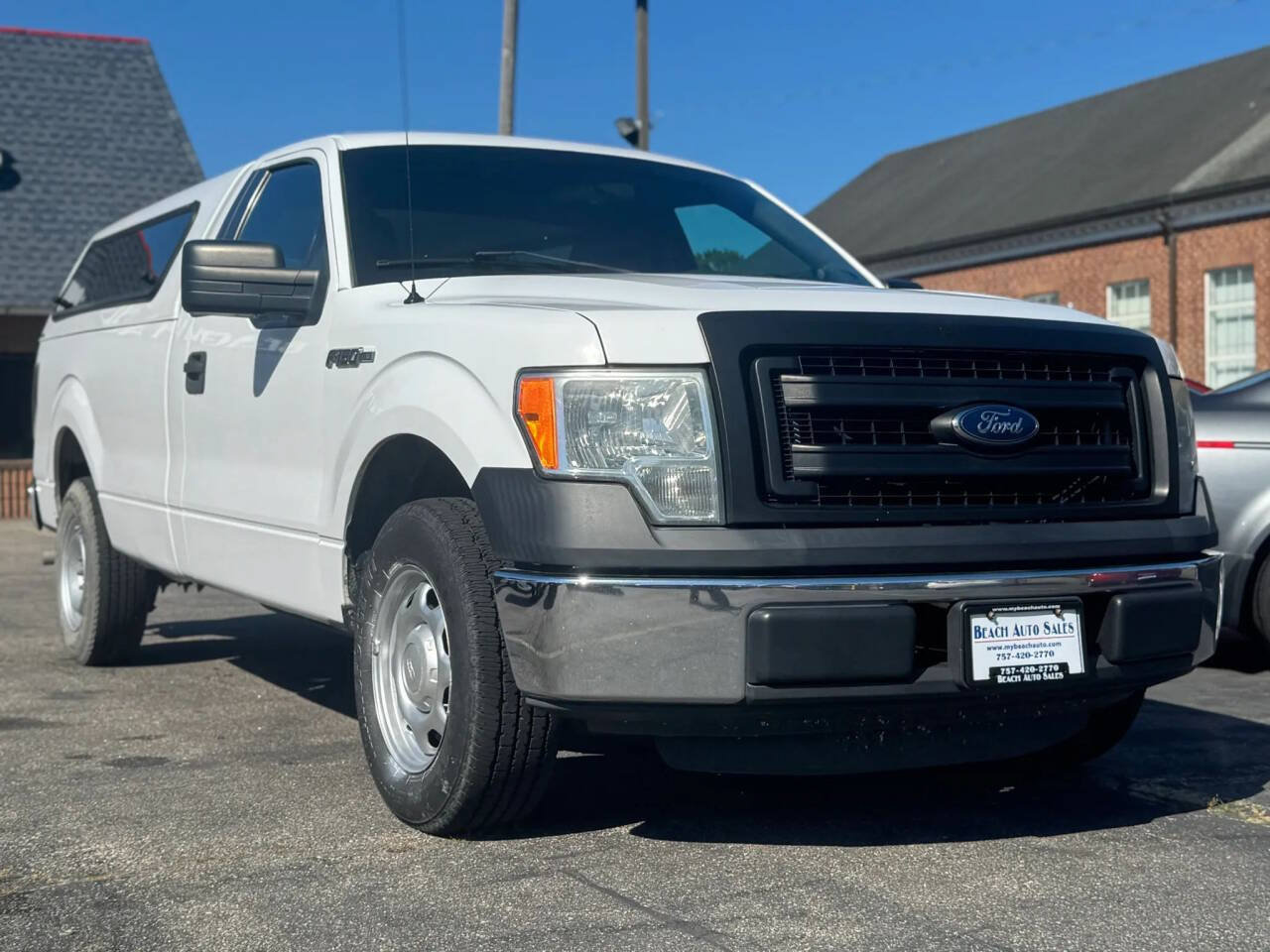 Used 2014 Ford F150 XL w/ Equipment Group 101A Mid RWD image 4