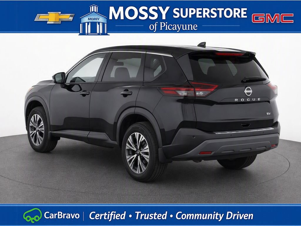 Certified 2023 Nissan Rogue SV FWD image 4