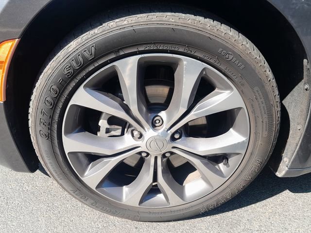 Used 2017 Chrysler Pacifica Limited w/ UConnect Theater Package FWD image 22