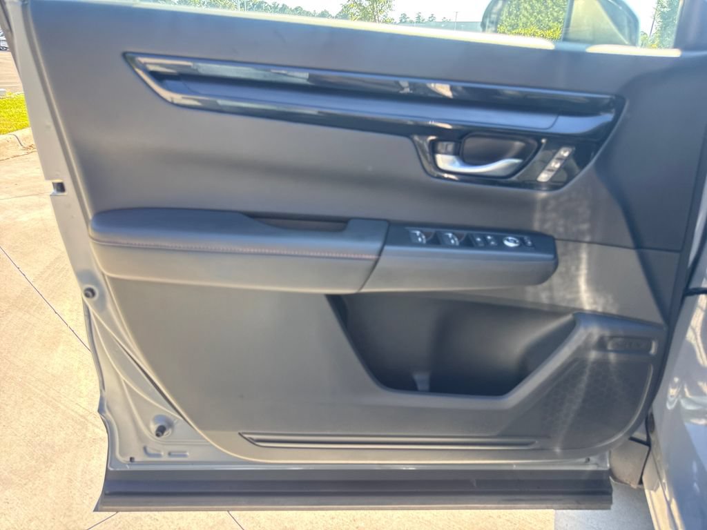 Used 2024 Honda CR-V Sport Touring image 14