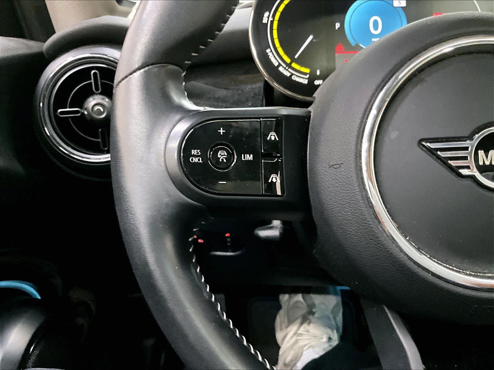Used 2024 MINI Cooper SE FWD image 20