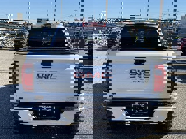 New 2026 GMC Canyon Elevation w/ Convenience Package image 4