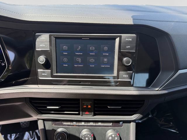 Certified 2022 Volkswagen Jetta S FWD image 15