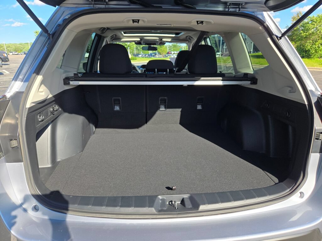 Used 2023 Subaru Forester Premium AWD/4WD image 16