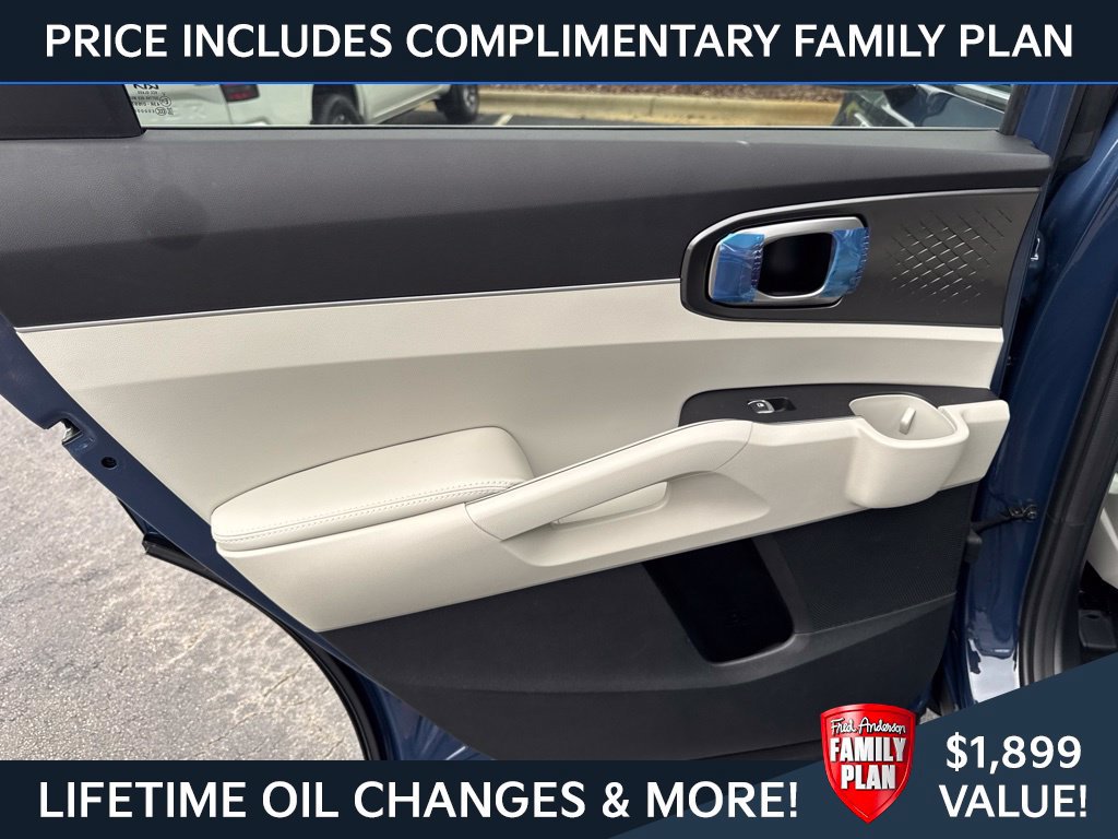 New 2026 Kia Sorento S w/ S Panoramic Sunroof Package FWD image 14