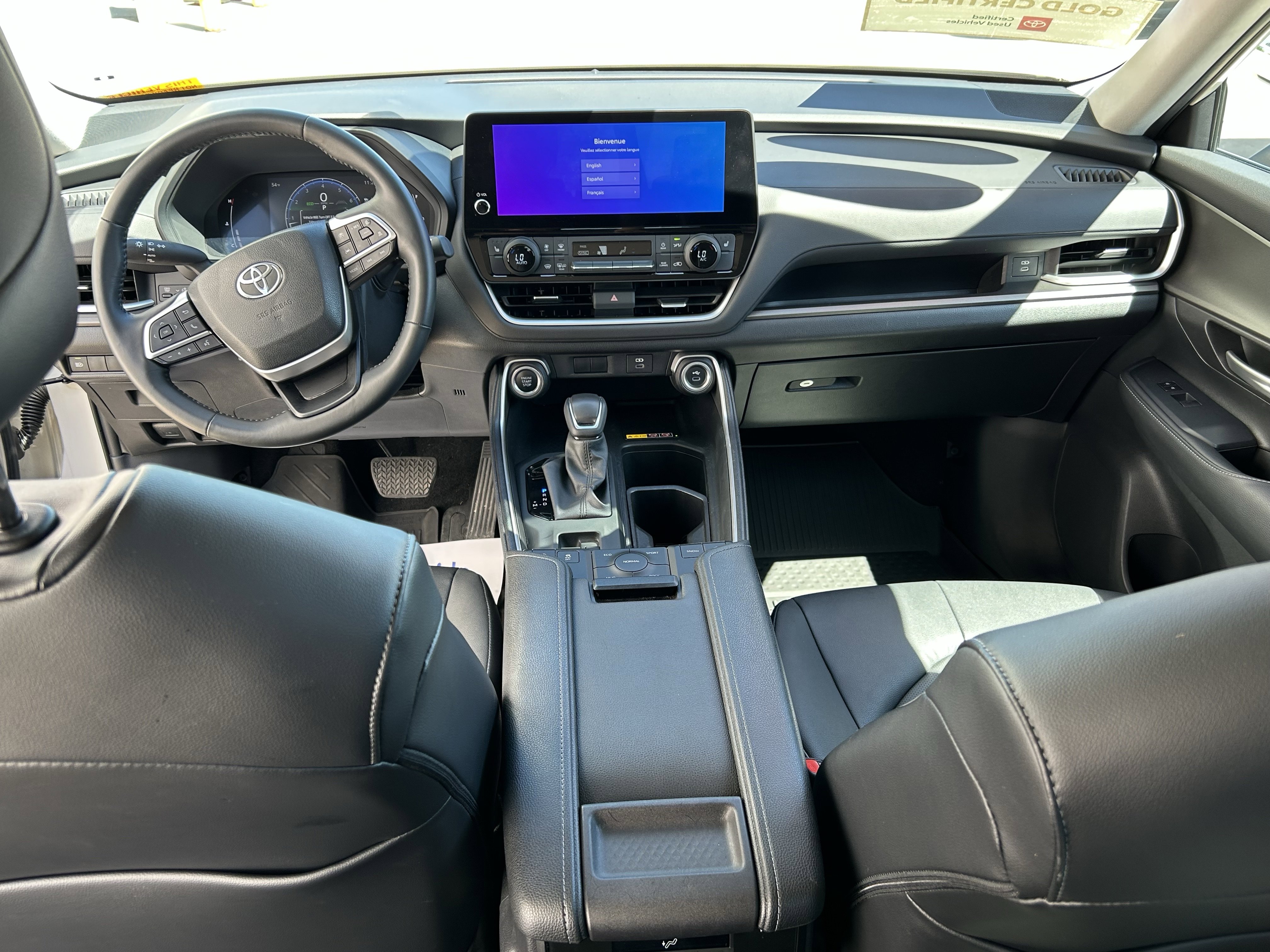 Used 2024 Toyota Grand Highlander AWD image 23
