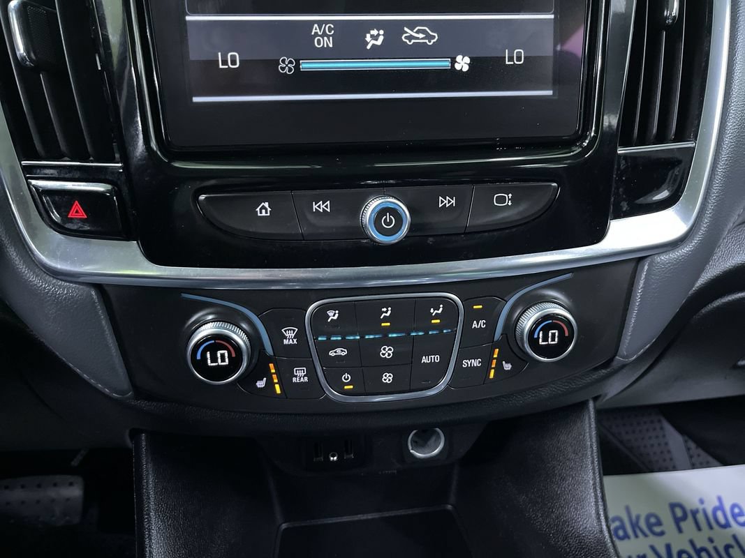 Used 2019 Chevrolet Traverse LT w/ LPO, 'HIT The Road' Package FWD image 23