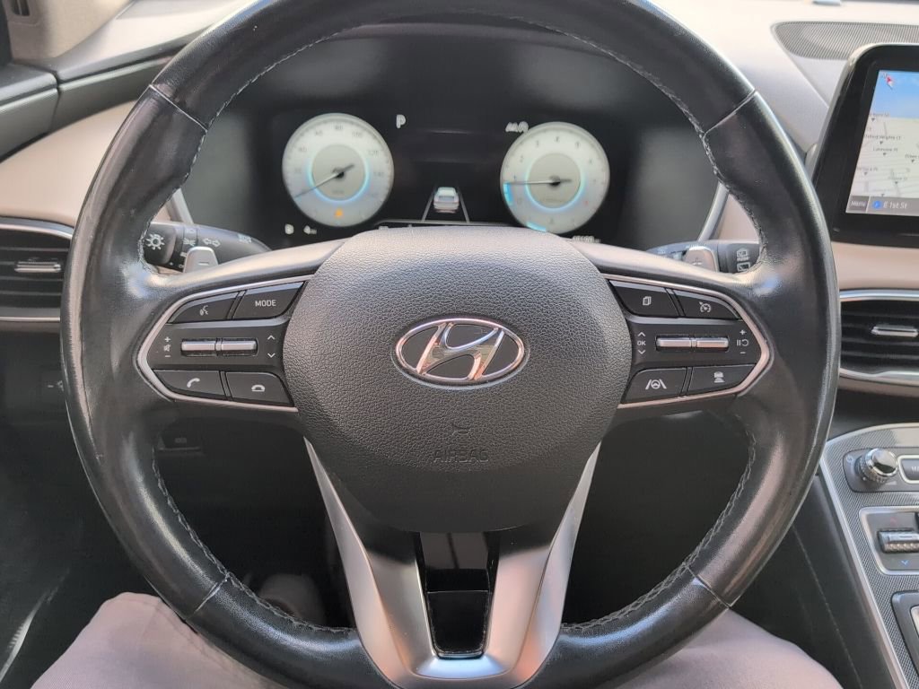 Used 2022 Hyundai Santa Fe Limited FWD image 16