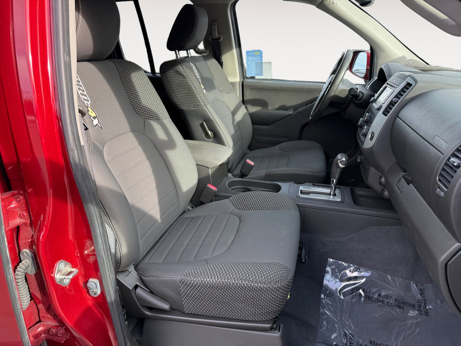 Used 2019 Nissan Frontier PRO-4X image 19