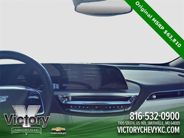 Used 2024 Cadillac Lyriq Sport image 15