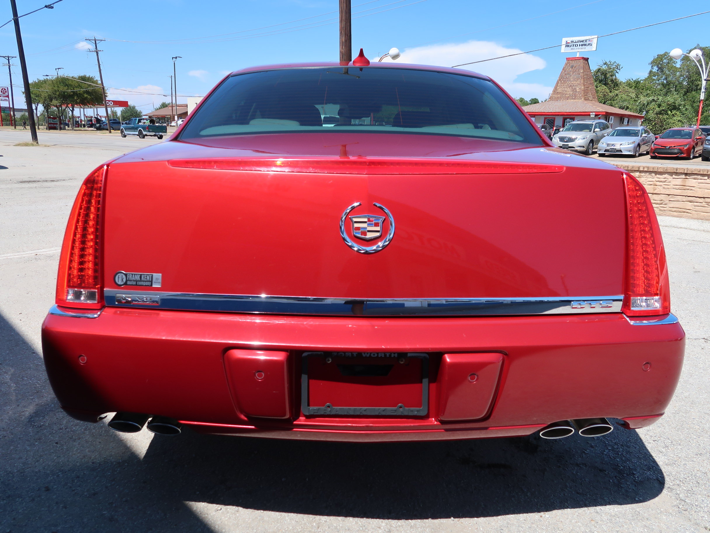 Used 2009 Cadillac DTS FWD image 10