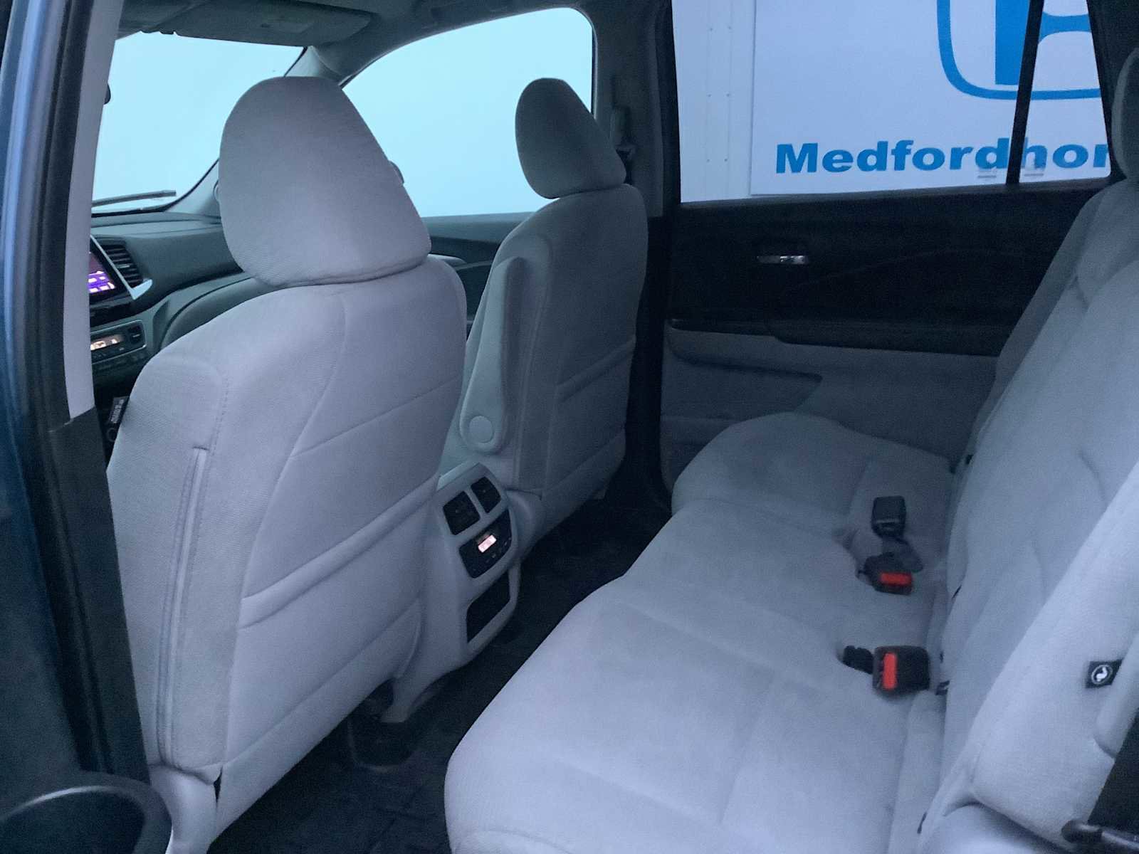 Used 2016 Honda Pilot EX image 12