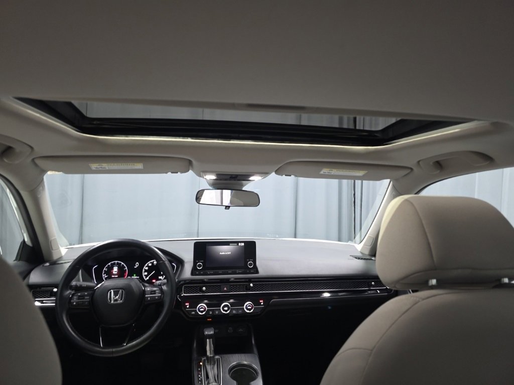 Used 2023 Honda Civic EX image 14