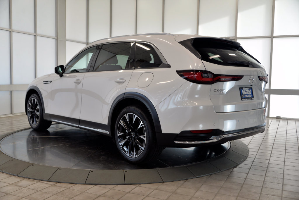Certified 2024 MAZDA CX-90 Plug-In Hybrid w/ Premium Pkg AWD/4WD image 6