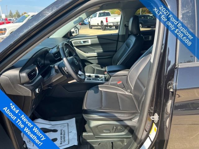 Used 2021 Ford Explorer XLT image 9