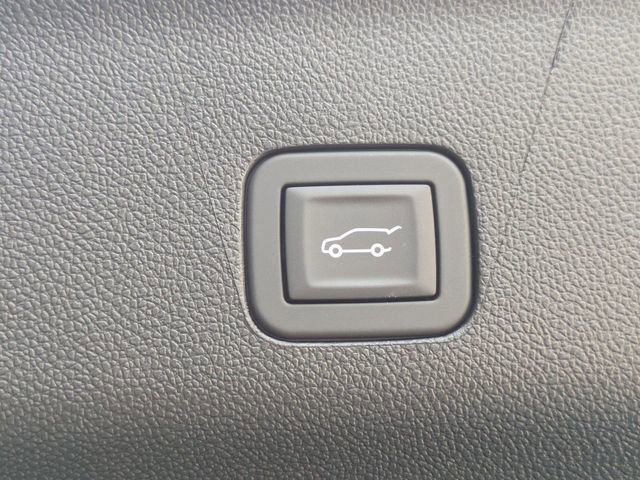 New 2026 Chevrolet Suburban High Country image 36