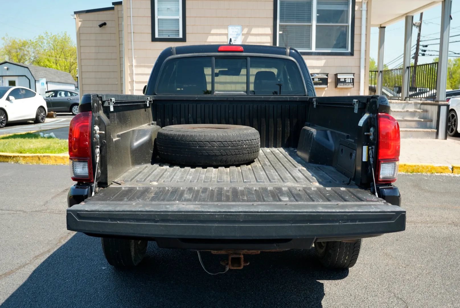 Used 2019 Toyota Tacoma SR w/ SR Convenience Package AWD/4WD image 21