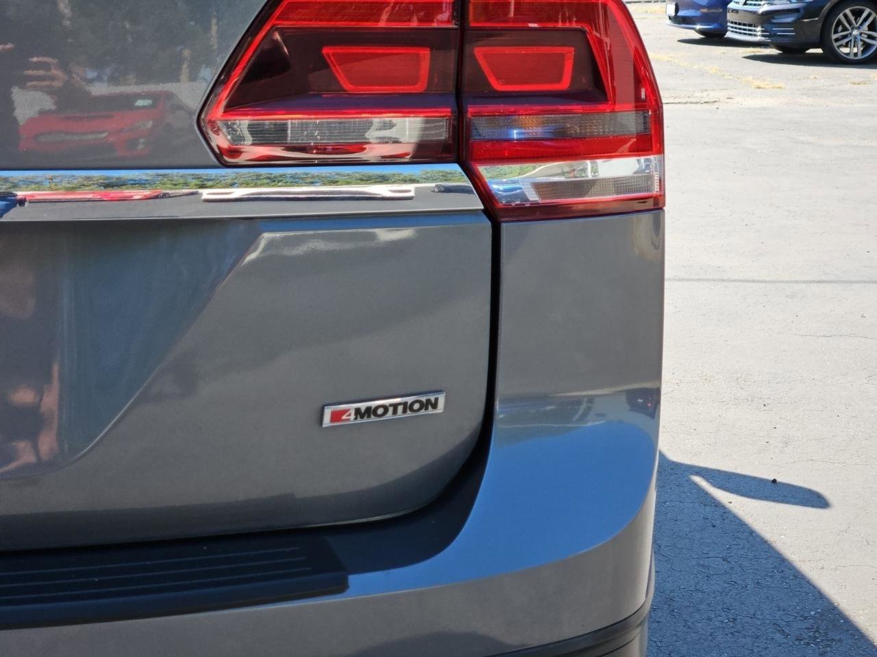 Used 2019 Volkswagen Atlas SE AWD/4WD image 18