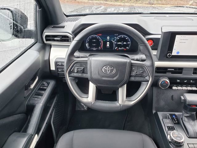 Used 2024 Toyota Tacoma TRD Off-Road image 12