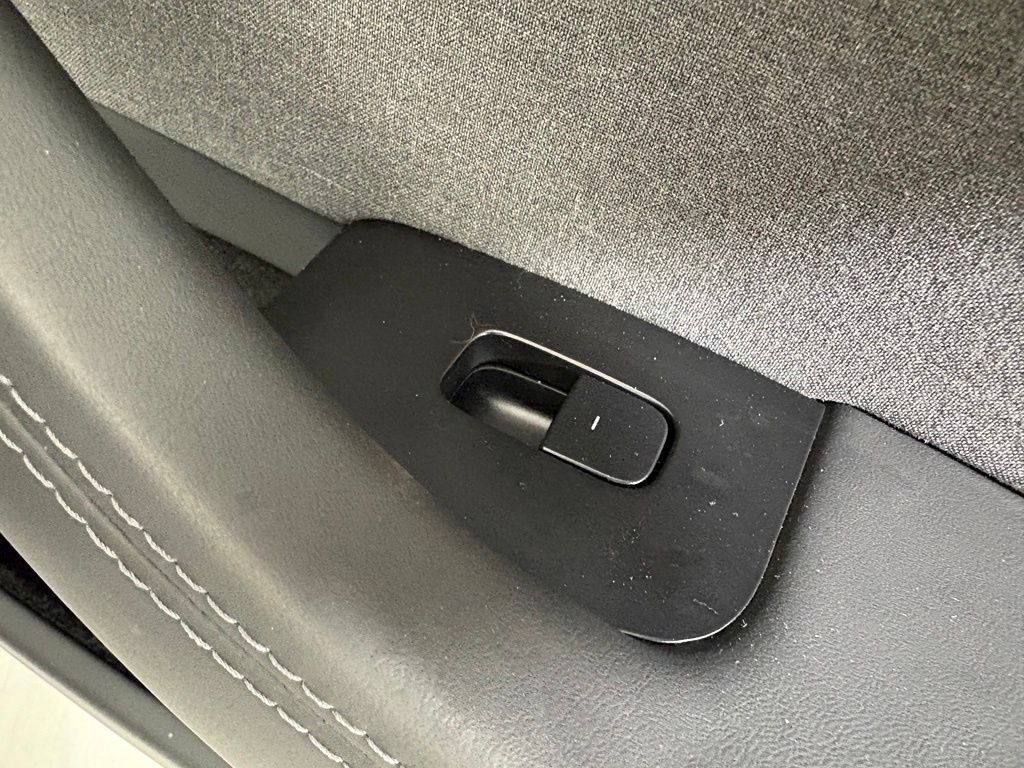 Used 2026 Tesla Model 3 RWD image 19