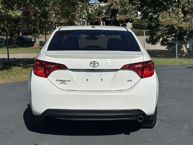 Used 2017 Toyota Corolla SE w/ Carpet Mat Package (TMS) FWD image 7