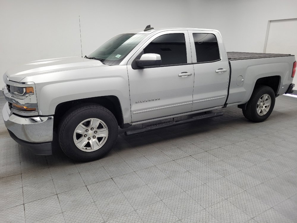 Used 2019 Chevrolet Silverado 1500 LT RWD image 2