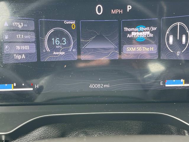 Certified 2023 Jeep Grand Cherokee Limited w/ Luxury Tech Group II image 29