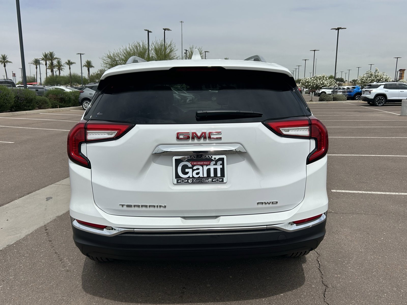 Certified 2024 GMC Terrain SLT AWD/4WD image 4