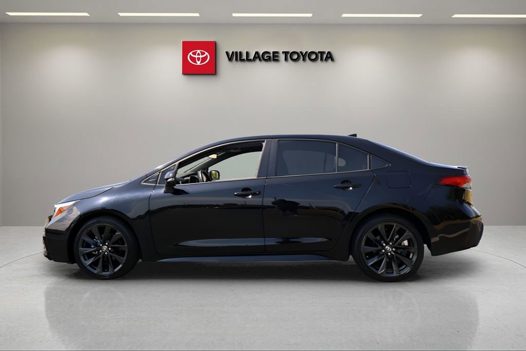 Certified 2023 Toyota Corolla XSE FWD image 2