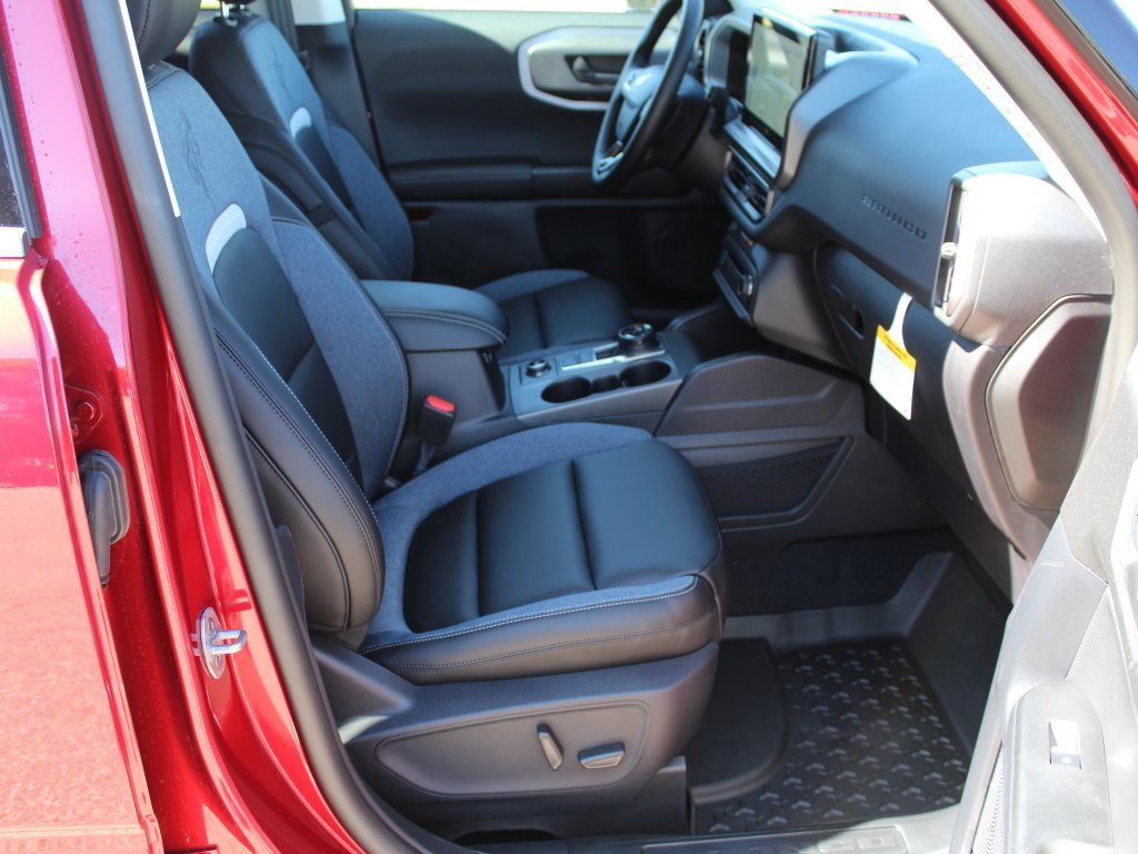 New 2025 Ford Bronco Sport Outer Banks w/ Outer Banks Tech Package+ image 5