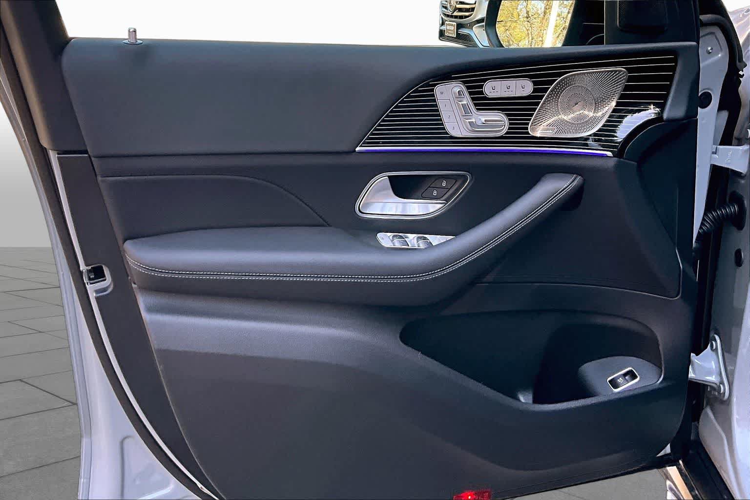 New 2026 Mercedes-Benz GLS 450 4MATIC image 12