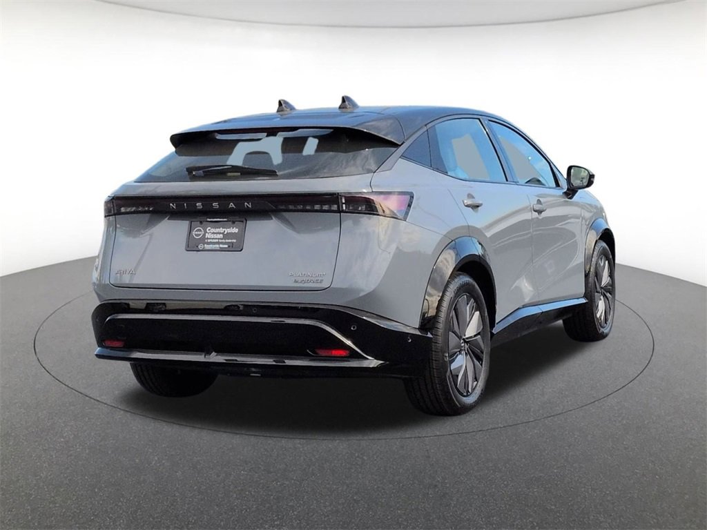 Used 2024 Nissan Ariya AWD image 5