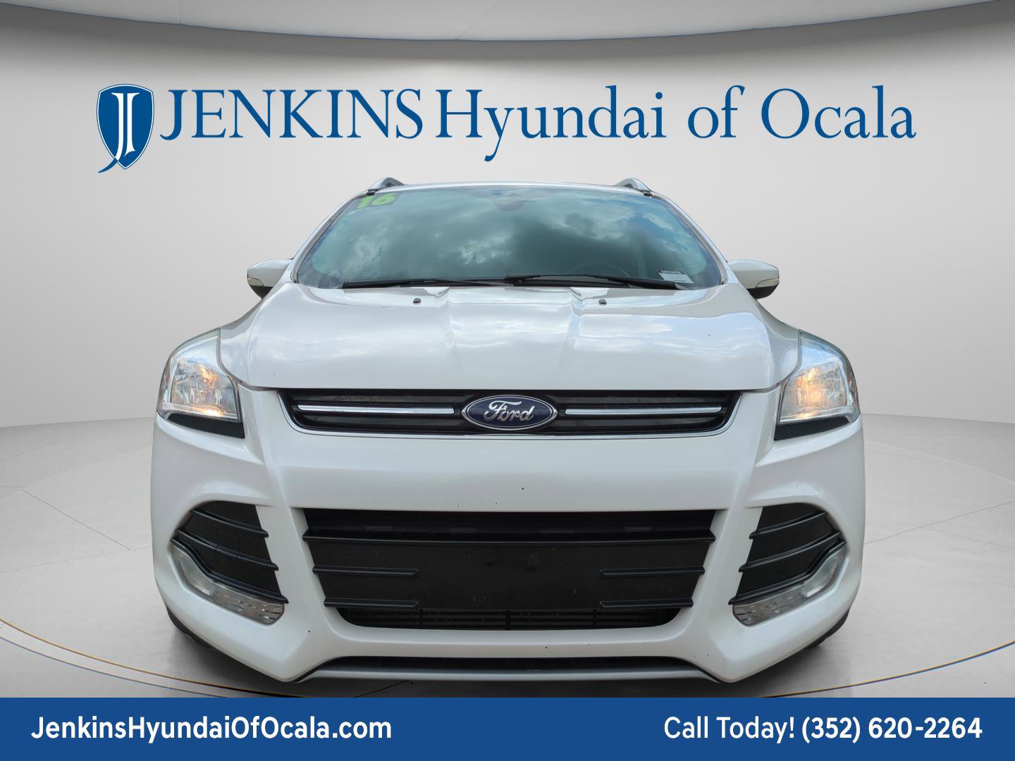 Used 2016 Ford Escape Titanium FWD image 8
