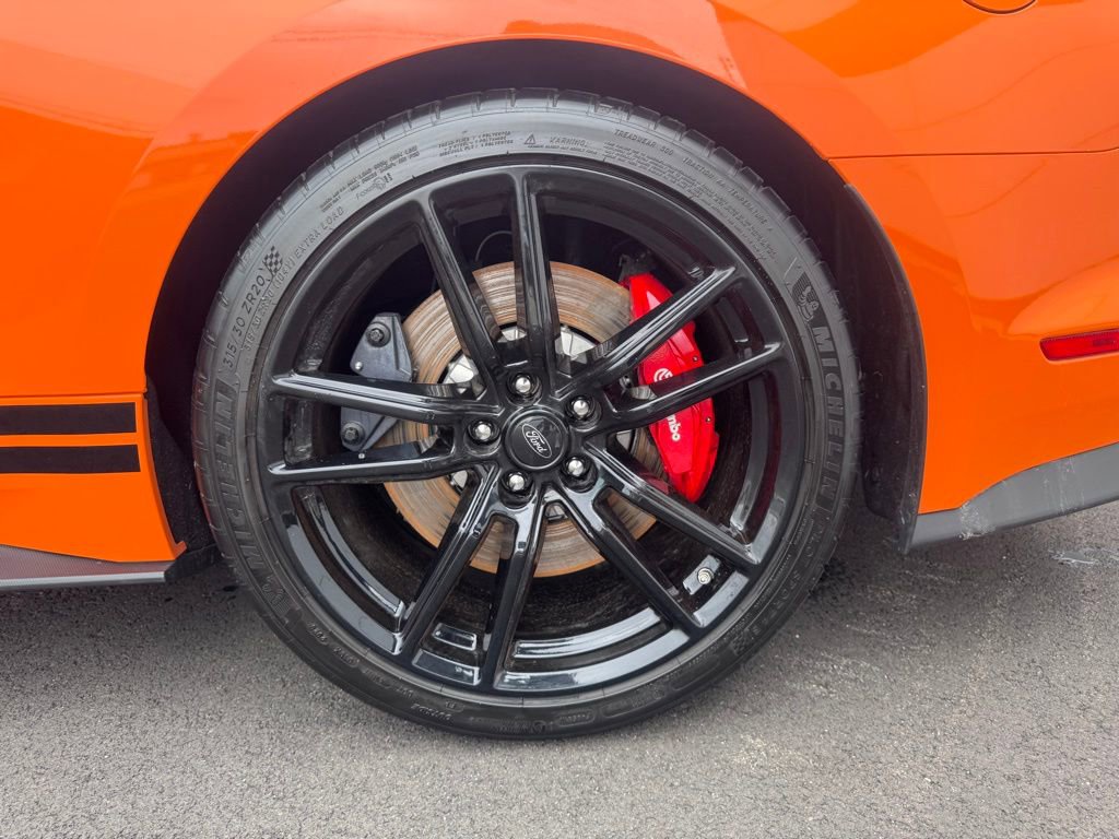 Used 2020 Ford Mustang Shelby GT500 w/ Technology Package image 24