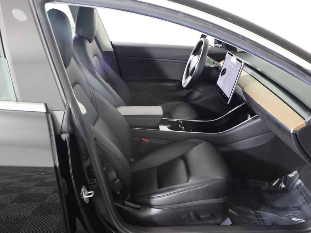 Used 2019 Tesla Model 3 Standard Range Plus image 28