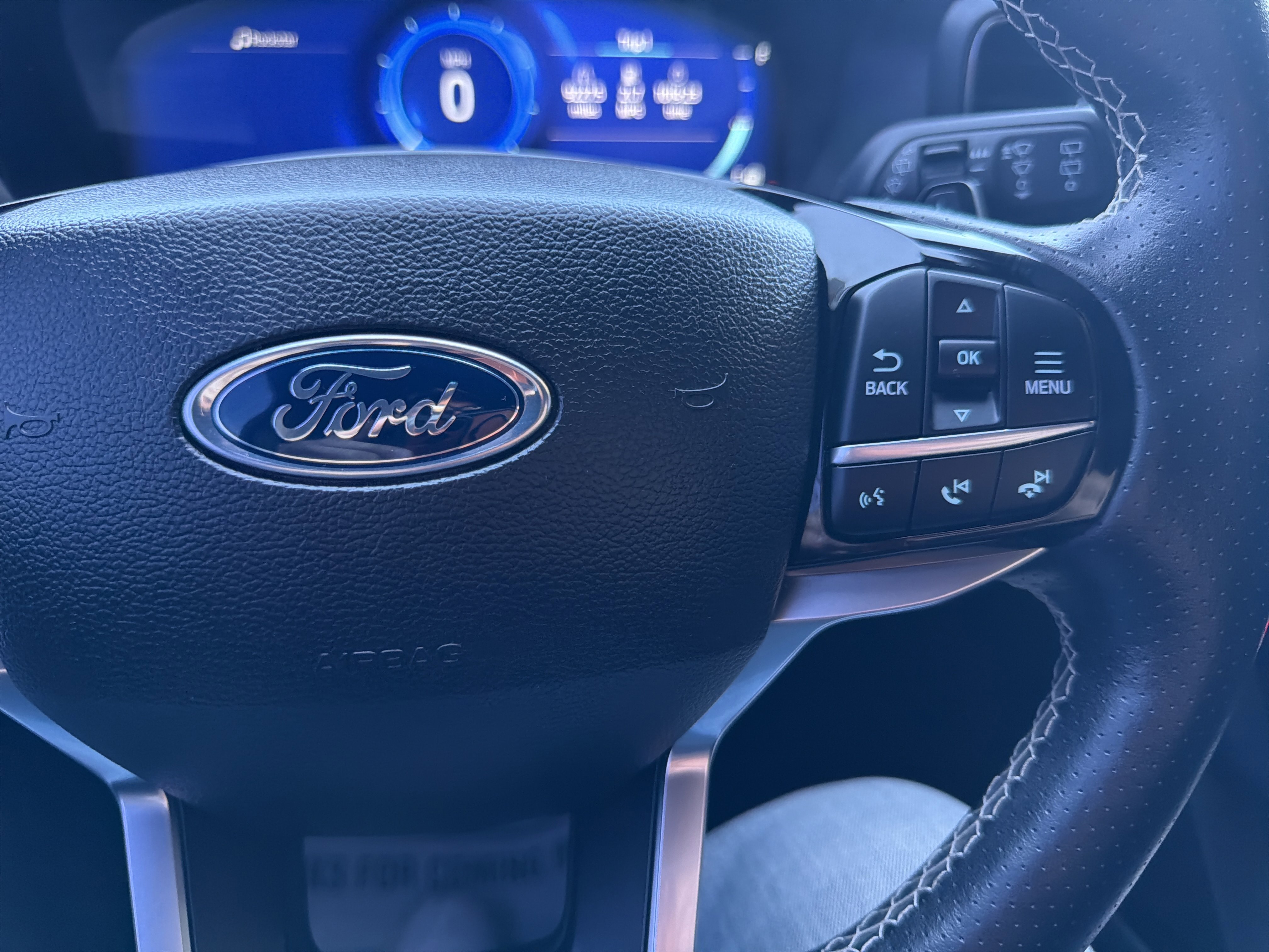 Used 2022 Ford Explorer ST w/ ST Street Pack image 17