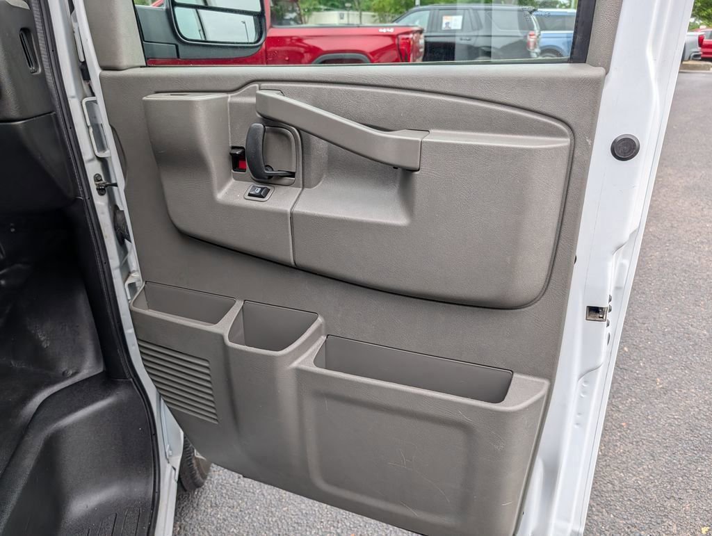 Used 2024 GMC Savana 2500 w/ Driver Convenience Package RWD image 13