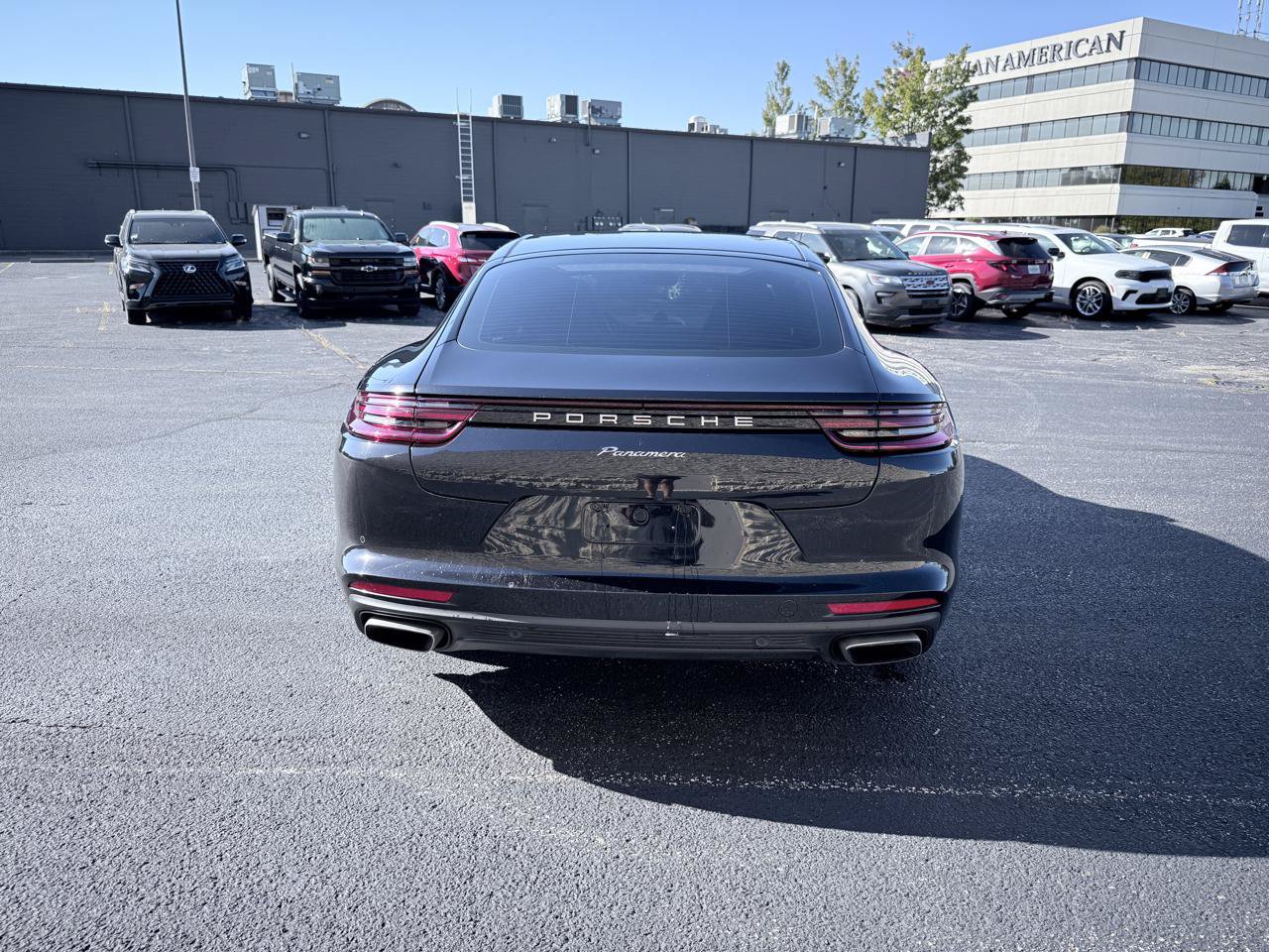 Used 2020 Porsche Panamera RWD image 4