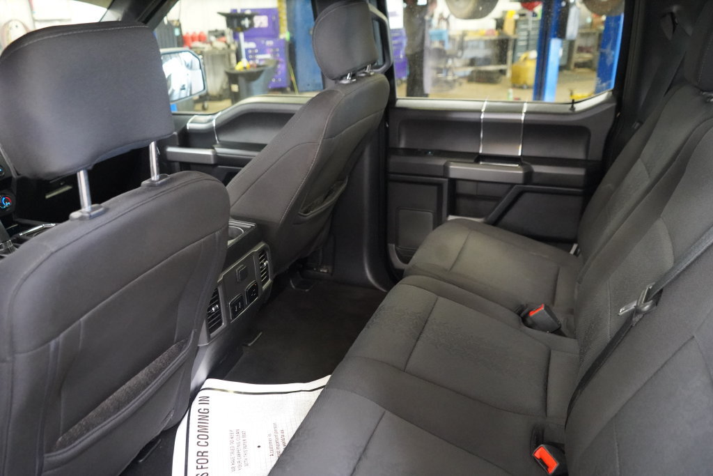 Used 2020 Ford F150 XLT w/ Equipment Group 302A Luxury AWD/4WD image 29