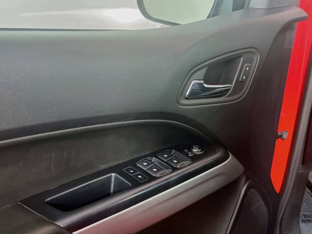 Used 2020 Chevrolet Colorado LT w/ Luxury Package AWD/4WD image 16