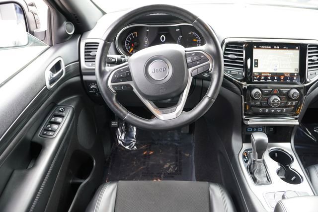 Certified 2020 Jeep Grand Cherokee Laredo w/ Quick Order Package 2BN North image 21