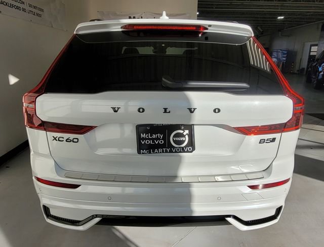 New 2026 Volvo XC60 B5 Ultra w/ Protection Package Premier AWD/4WD image 9