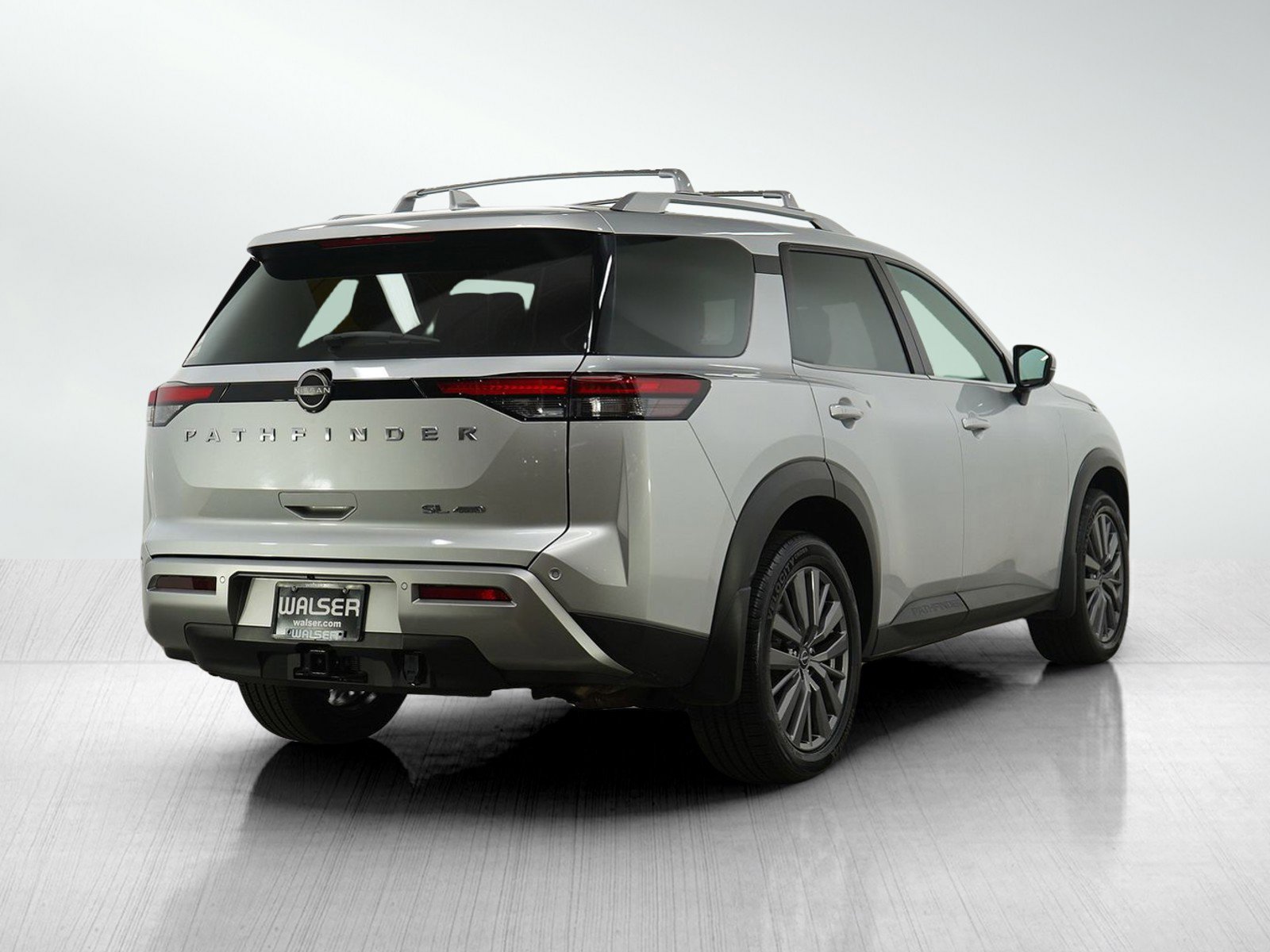 Used 2023 Nissan Pathfinder SL w/ SL Premium Package image 5