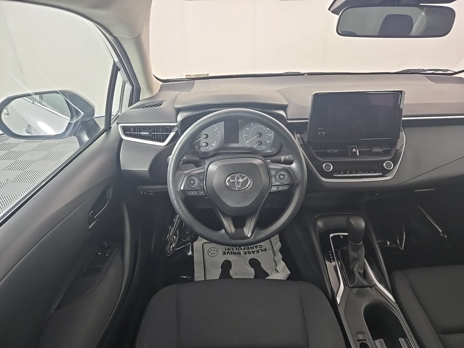 Used 2024 Toyota Corolla LE FWD image 11