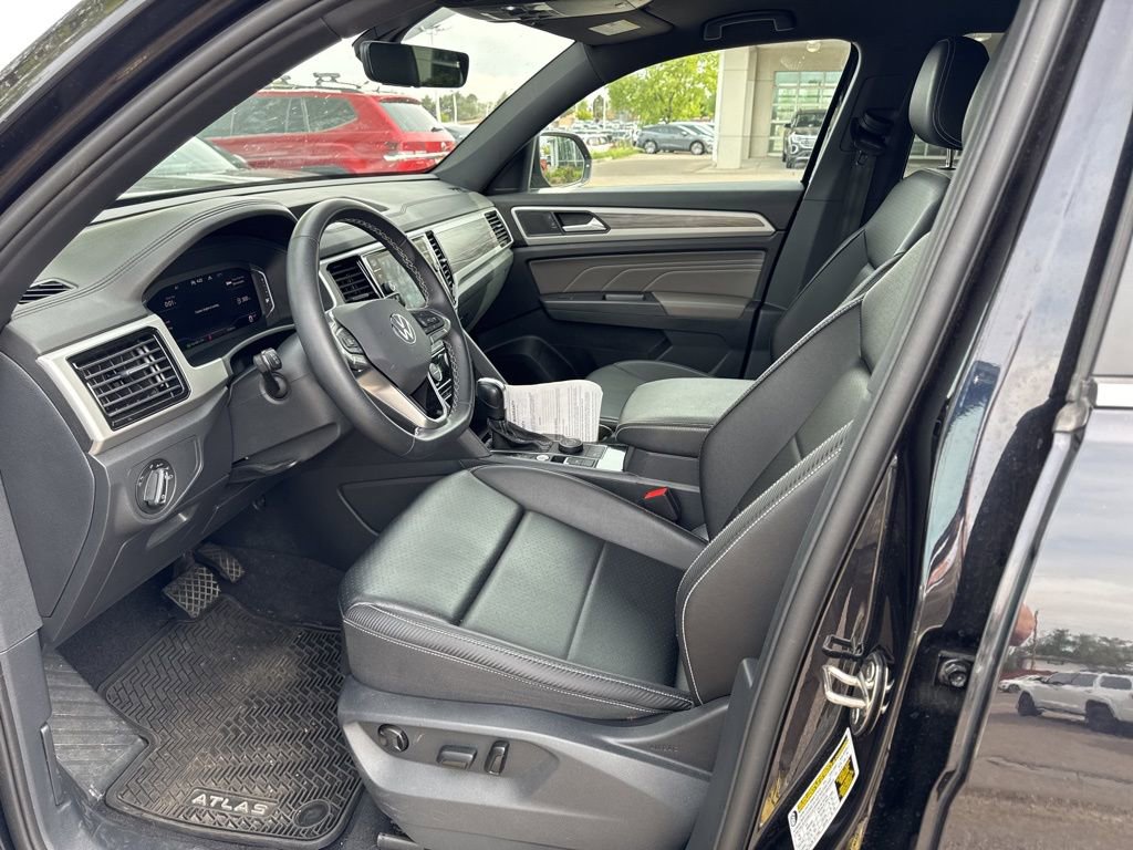 Used 2023 Volkswagen Atlas Cross Sport SE AWD/4WD image 11