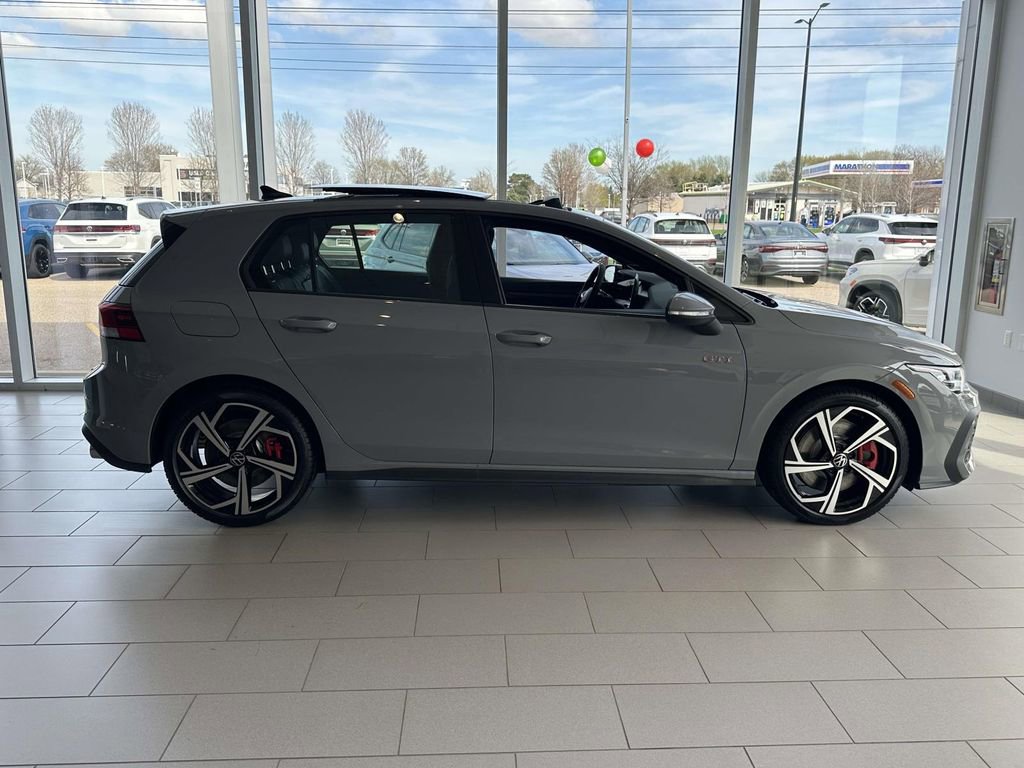 New 2026 Volkswagen GTI SE FWD image 4
