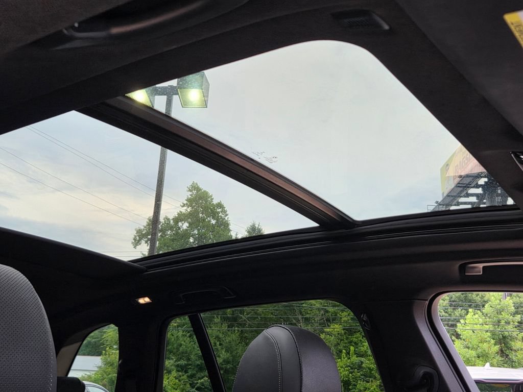 Used 2023 BMW X5 sDrive40i w/ M Sport Package RWD image 19