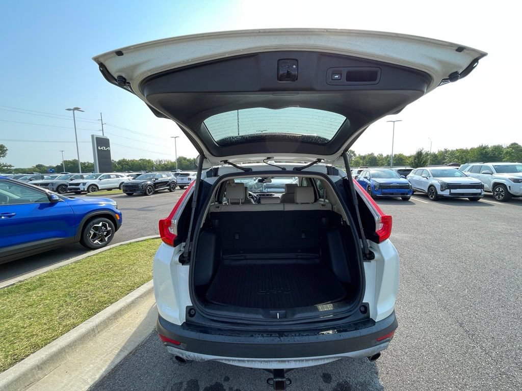 Used 2017 Honda CR-V Touring image 9