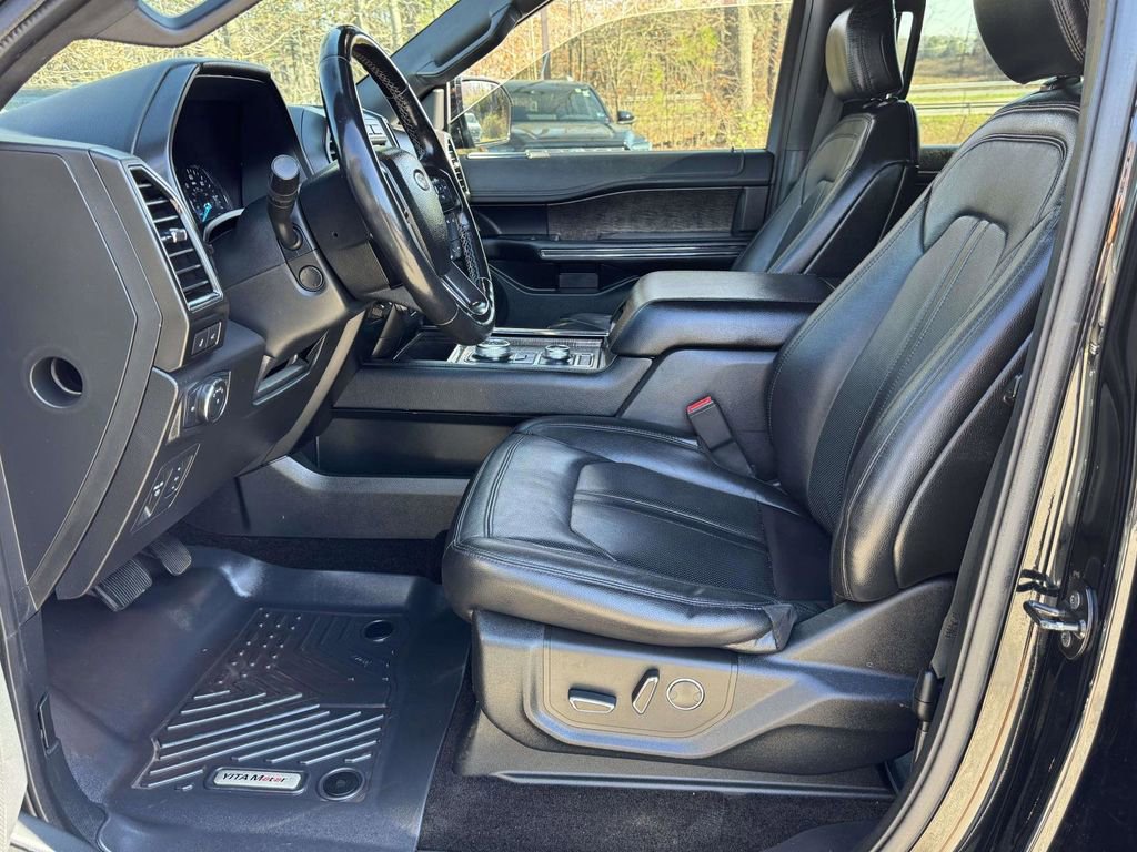 Used 2018 Ford Expedition Limited image 21